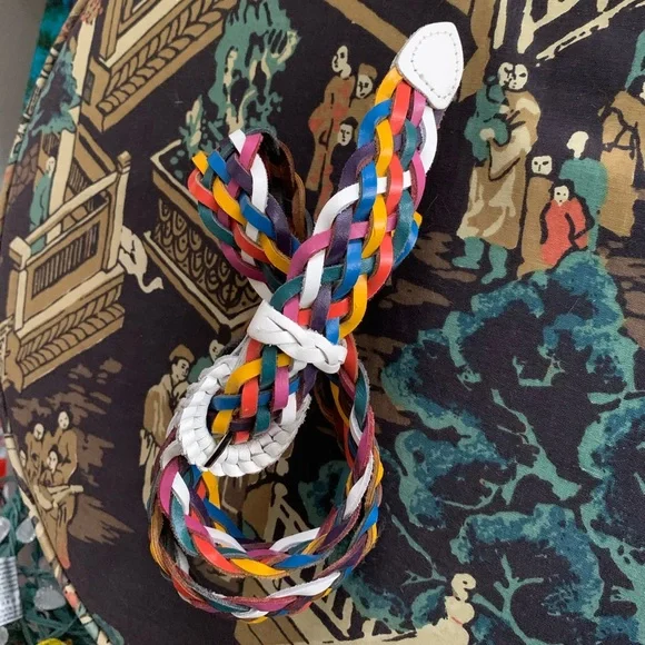 Vintage 1990’s Braided Multi Color Women’s Leather Belt Size M / L 38”